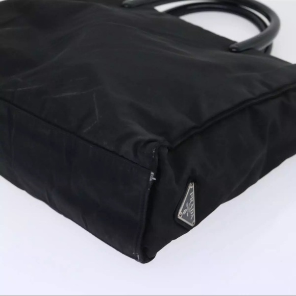 Black nylon prada bag with dust bag - Picture 10 of 16